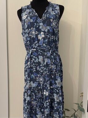 GAP Blue Floral Sleeveless V Neck Tiered Elastic Waist Dress Size Medium